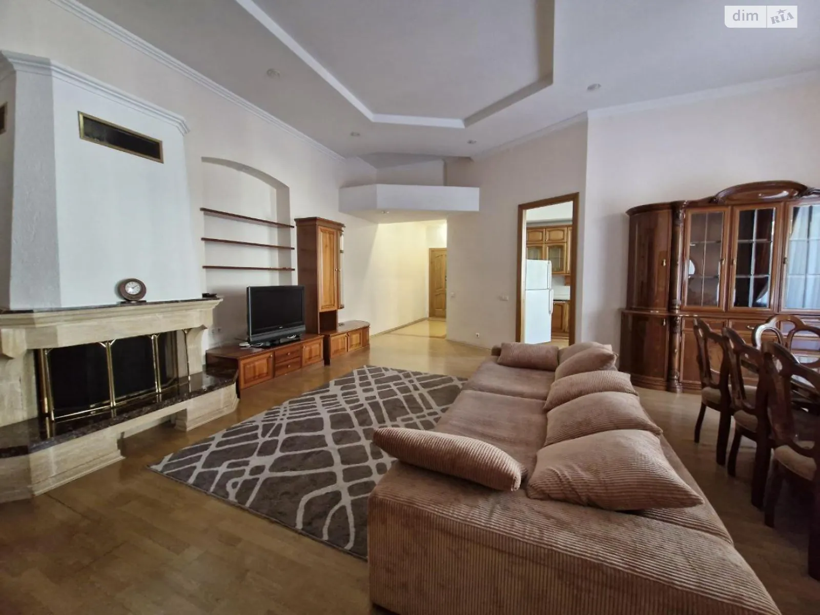 ул. Евгения Чикаленко(Пушкинская) Голосеевский Киев - фото 2