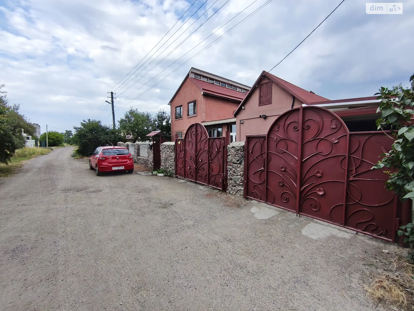 Продается дом на 2 этажа 150 кв. м с беседкой, цена: 125000 $ - фото 1