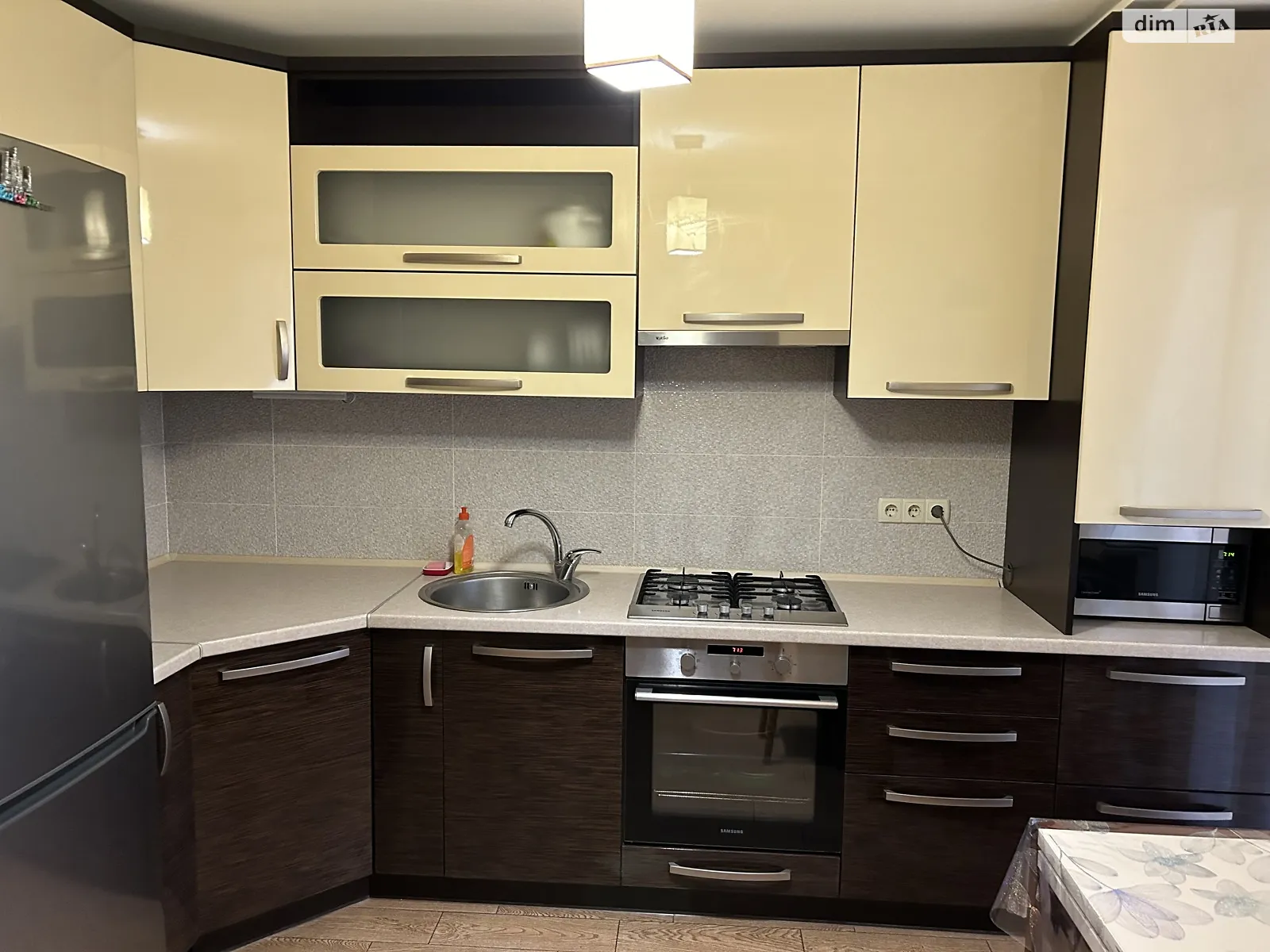 3-кімнатна квартира 63.9 кв. м у Тернополі, вул. Тролейбусна, 9Б - фото 1