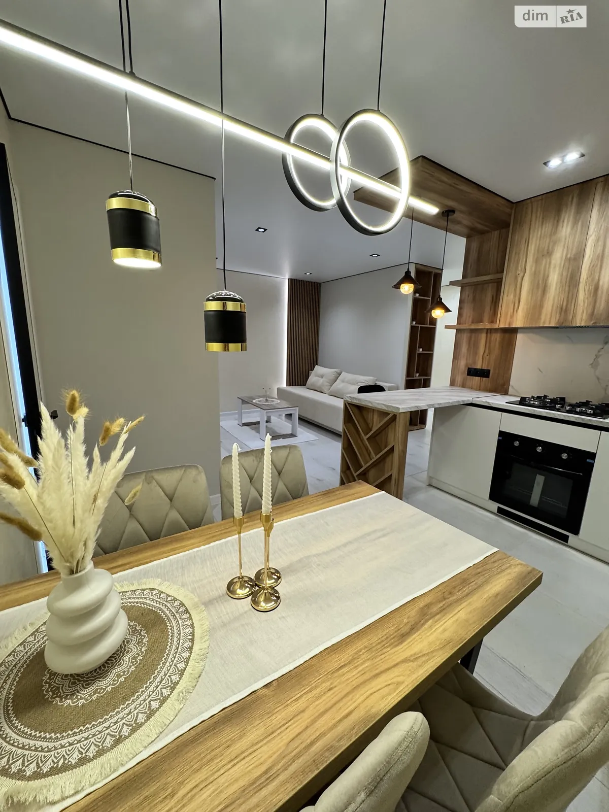 2-комнатная квартира 57.5 кв. м в Тернополе, ул. Смакулы, 8 - фото 1