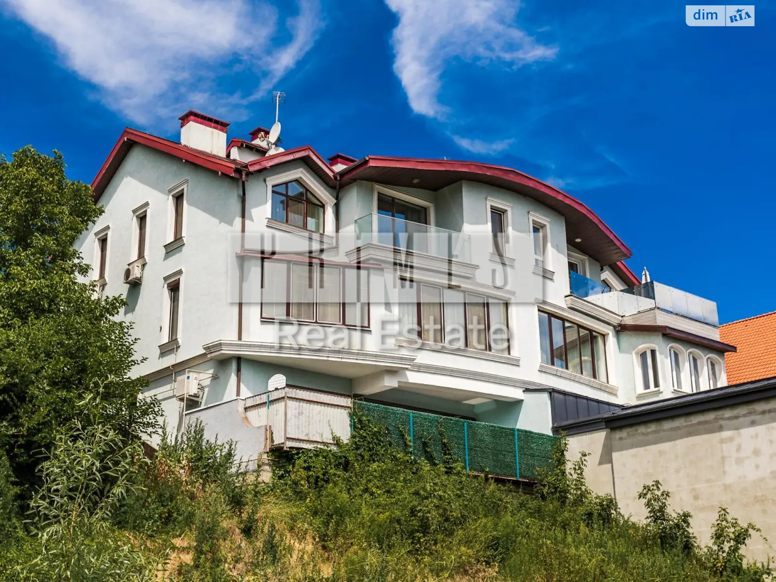 Продается дом на 2 этажа 333.2 кв. м с участком, цена: 930000 $ - фото 1