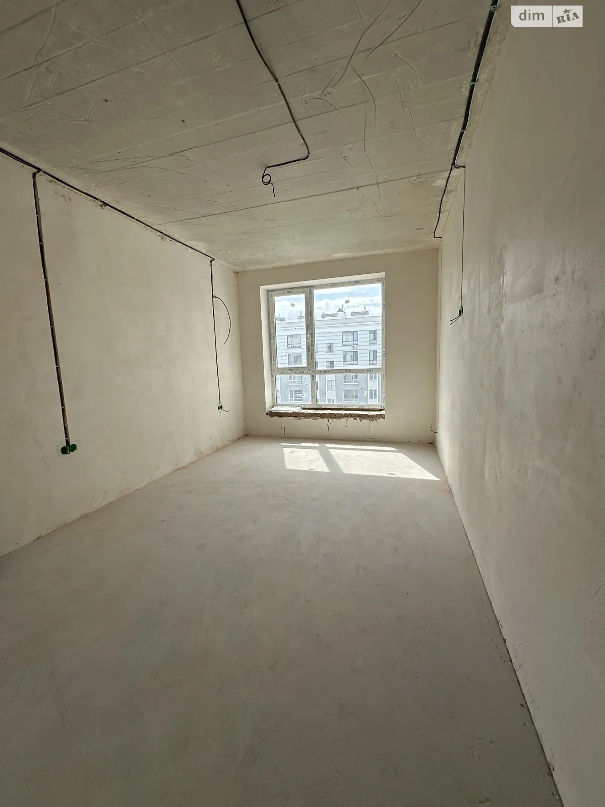 Продается 2-комнатная квартира 72 кв. м в Буче, ул. Ивана Кожедуба, 8А - фото 1