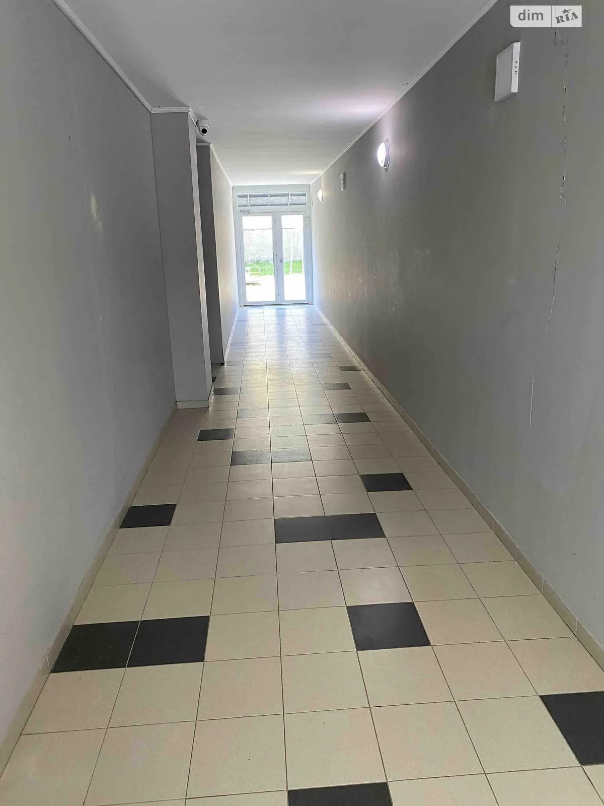 Продается 2-комнатная квартира 72.5 кв. м в Львове, ул. Шафарика, 1 - фото 1