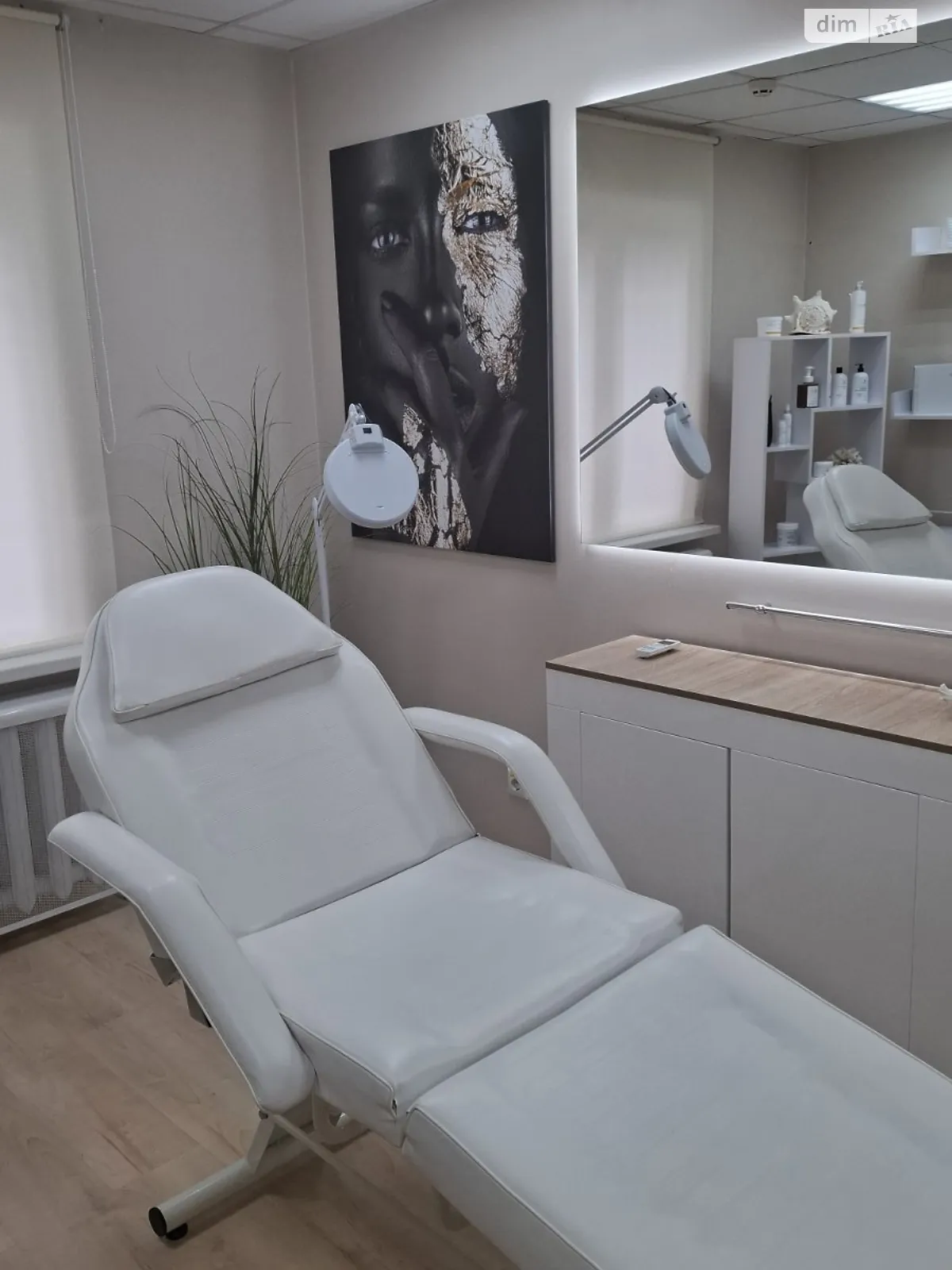 Сдается в аренду помещения свободного назначения 17 кв. м в 16-этажном здании, цена: 18000 грн - фото 1