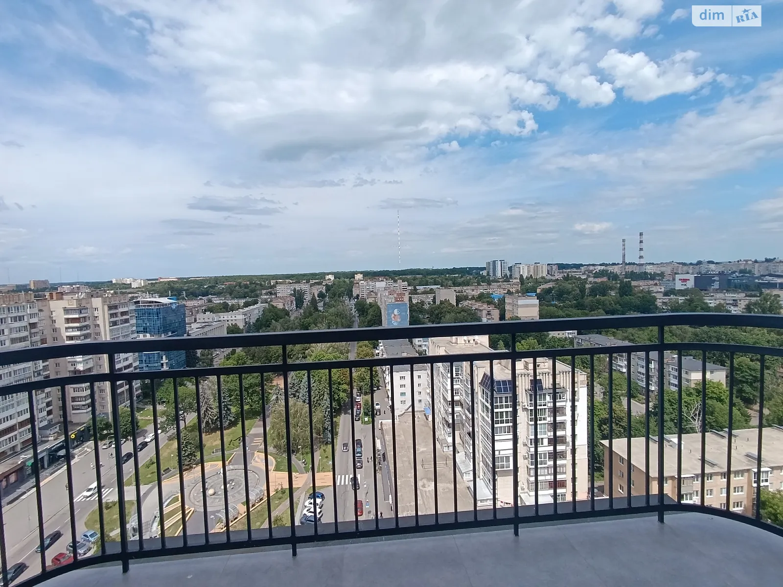 Продается 1-комнатная квартира 82.1 кв. м в Виннице, просп. Космонавтов, 49 - фото 1