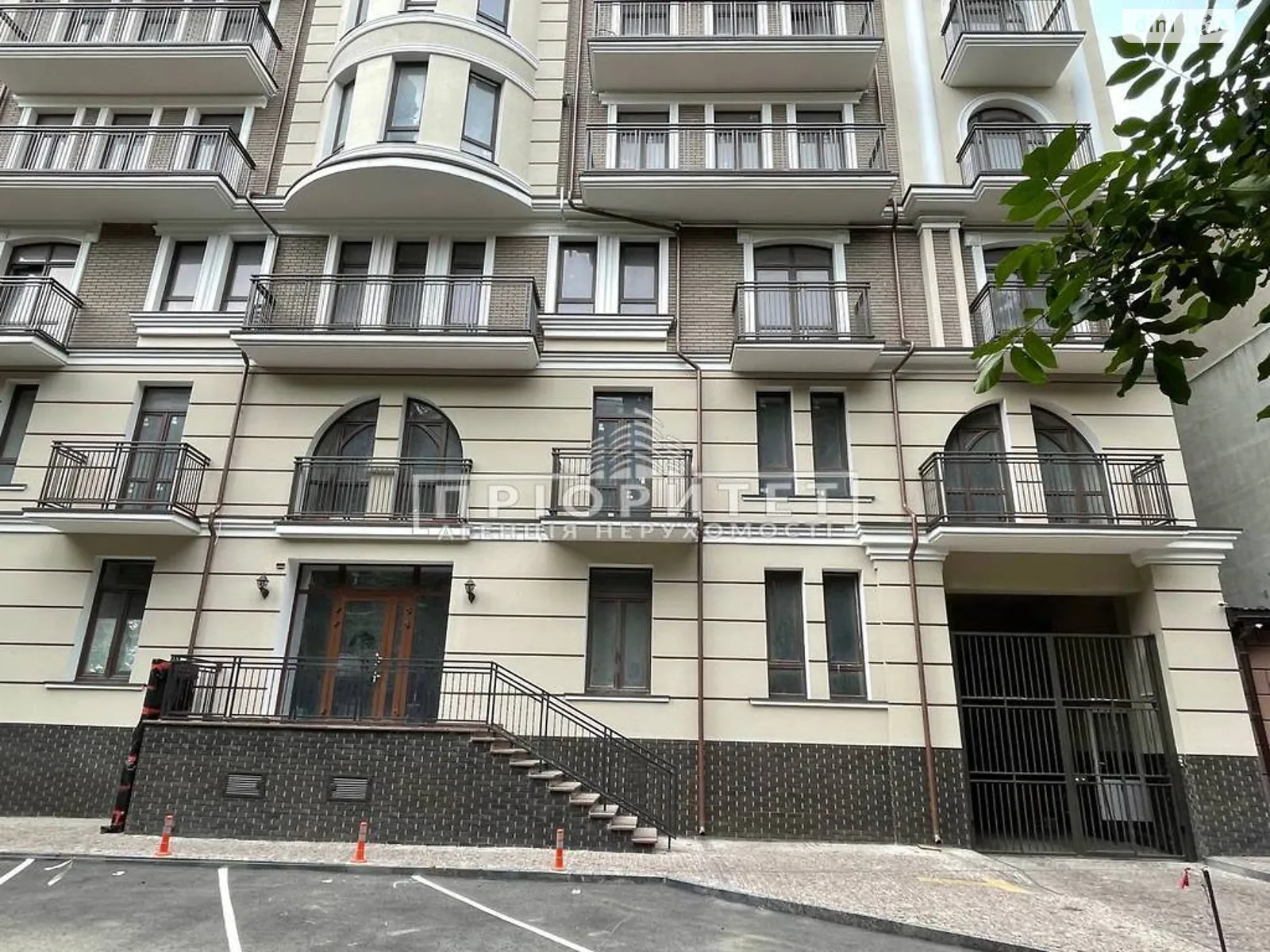 Продается 3-комнатная квартира 141 кв. м в Одессе, ул. Бориса Литвака - фото 1