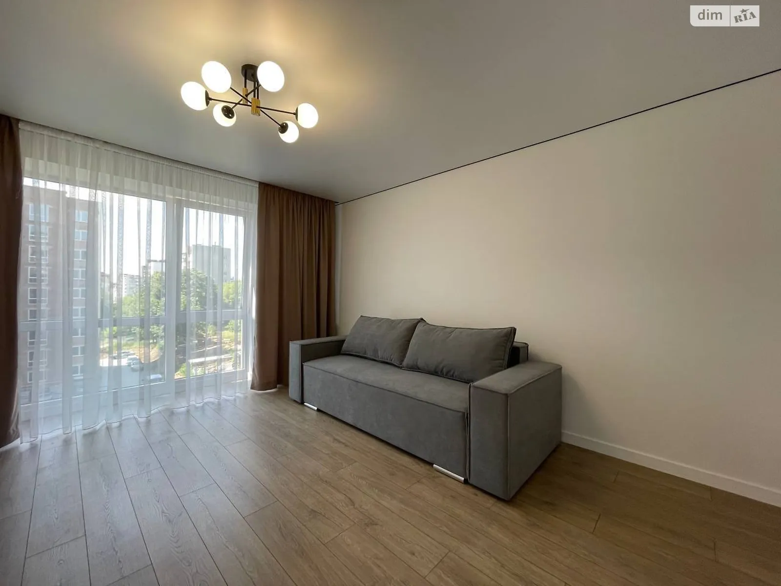 2-комнатная квартира 60 кв. м в Тернополе, ул. Черновецкая, 71 - фото 1