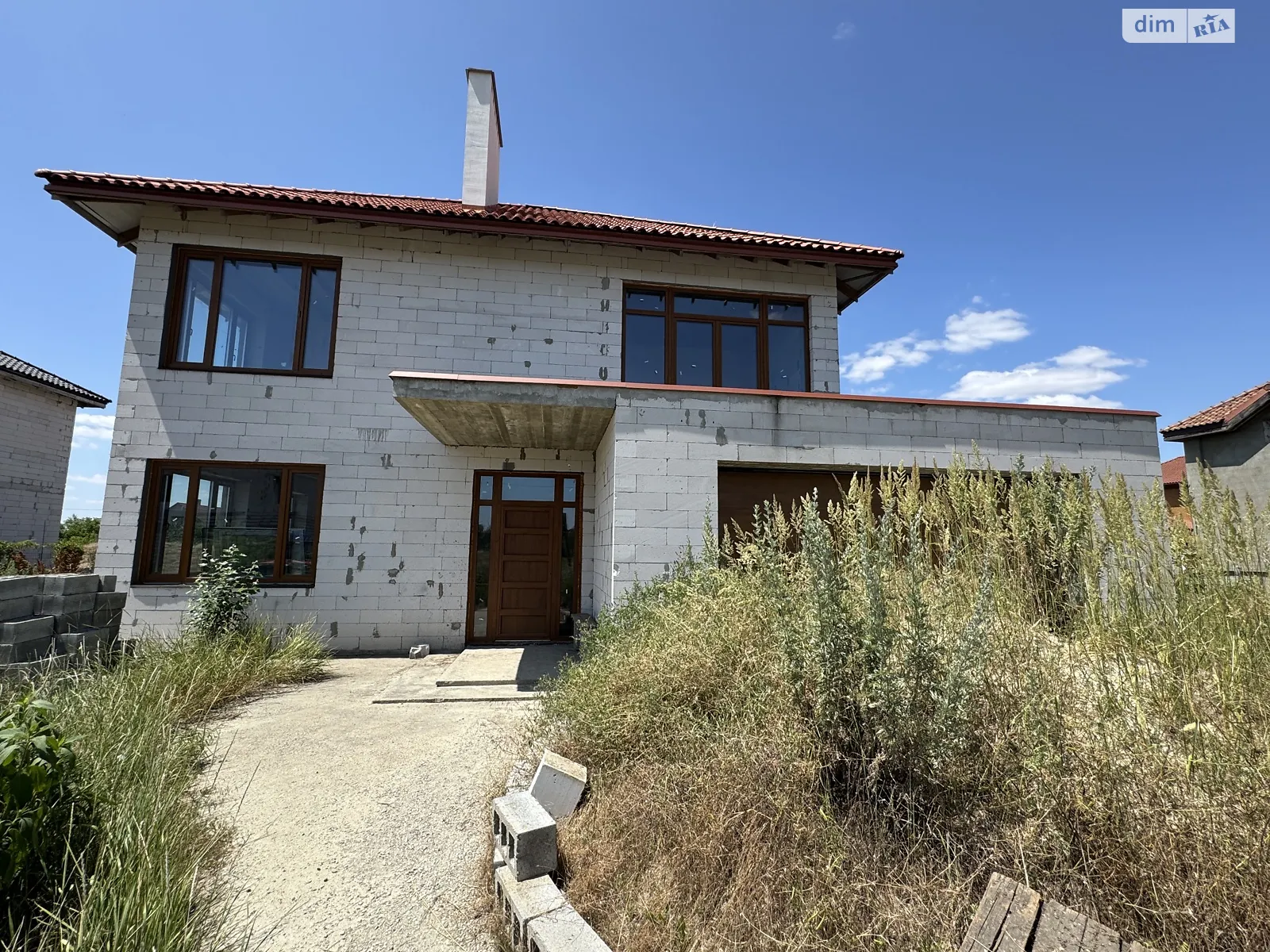 Продается дом на 2 этажа 280 кв. м с мансардой, цена: 150000 $ - фото 1