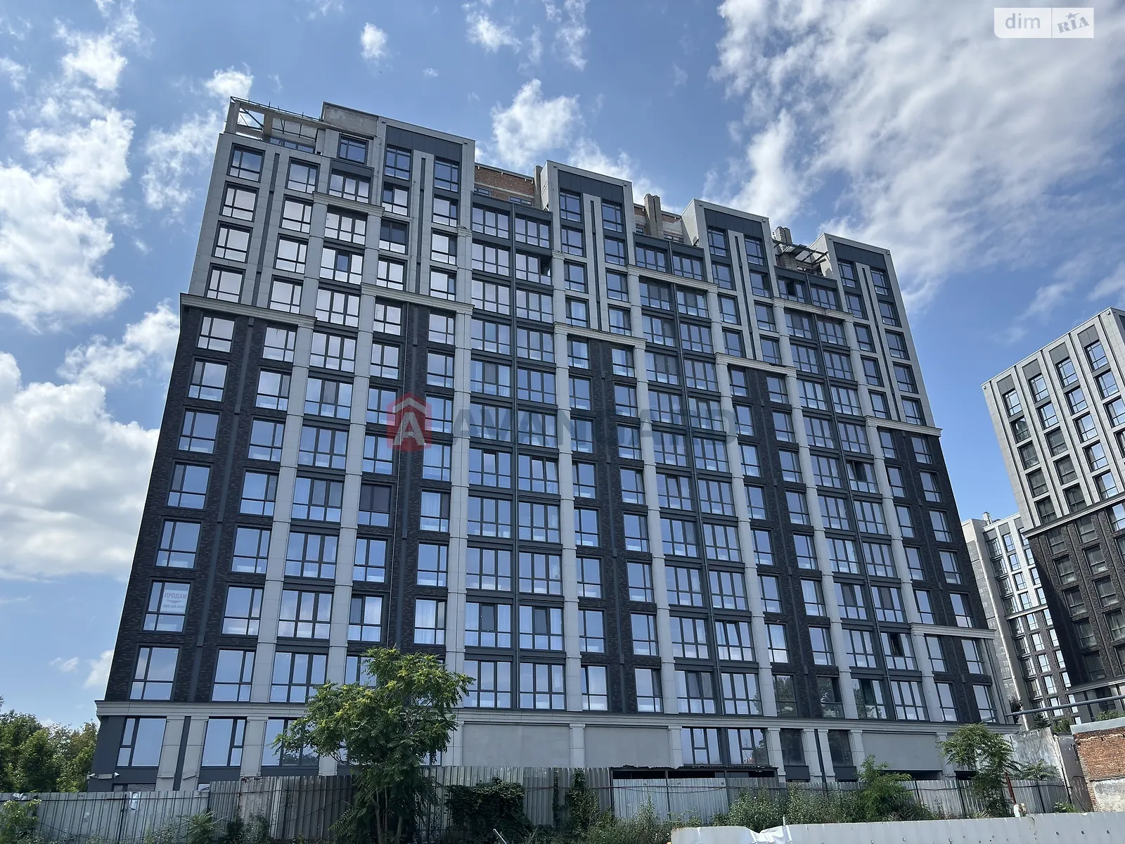 Продается 2-комнатная квартира 67.3 кв. м в Днепре, ул. Короленко, 22/3 - фото 1