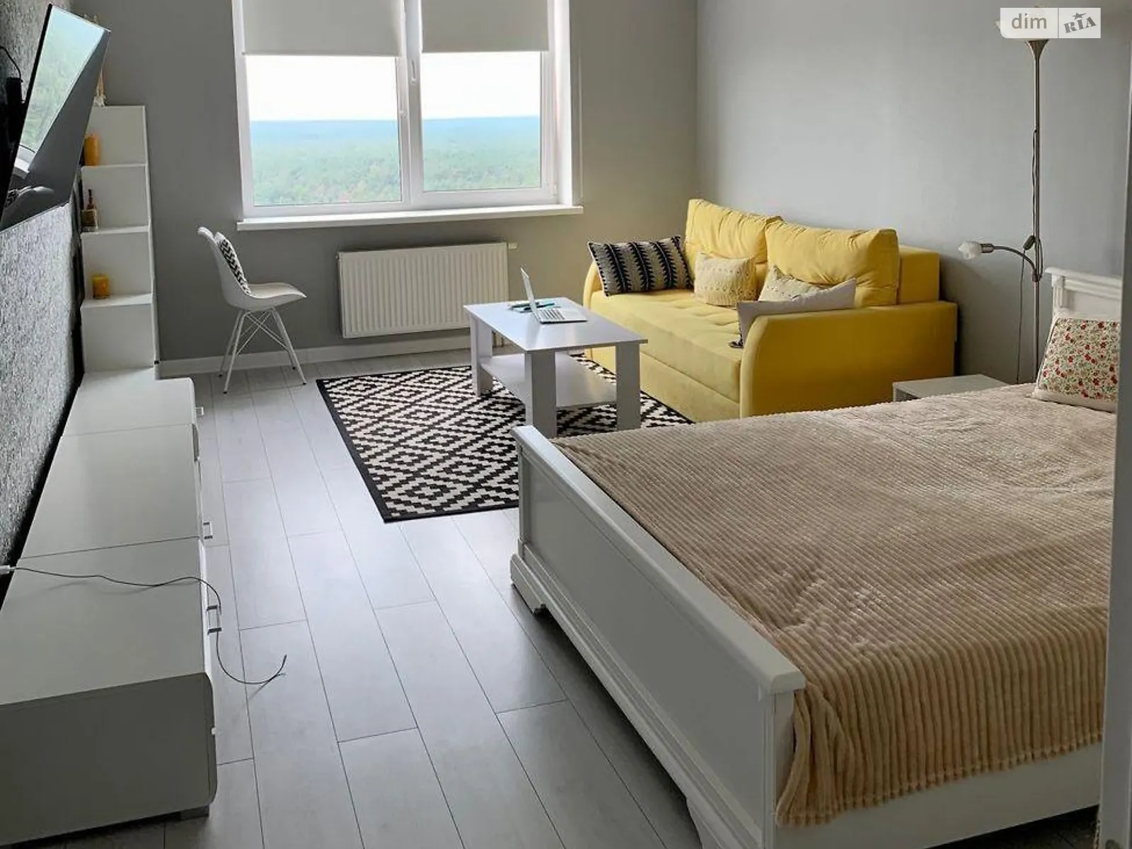 Продается 1-комнатная квартира 50 кв. м в Киеве, ул. Олевская - фото 1