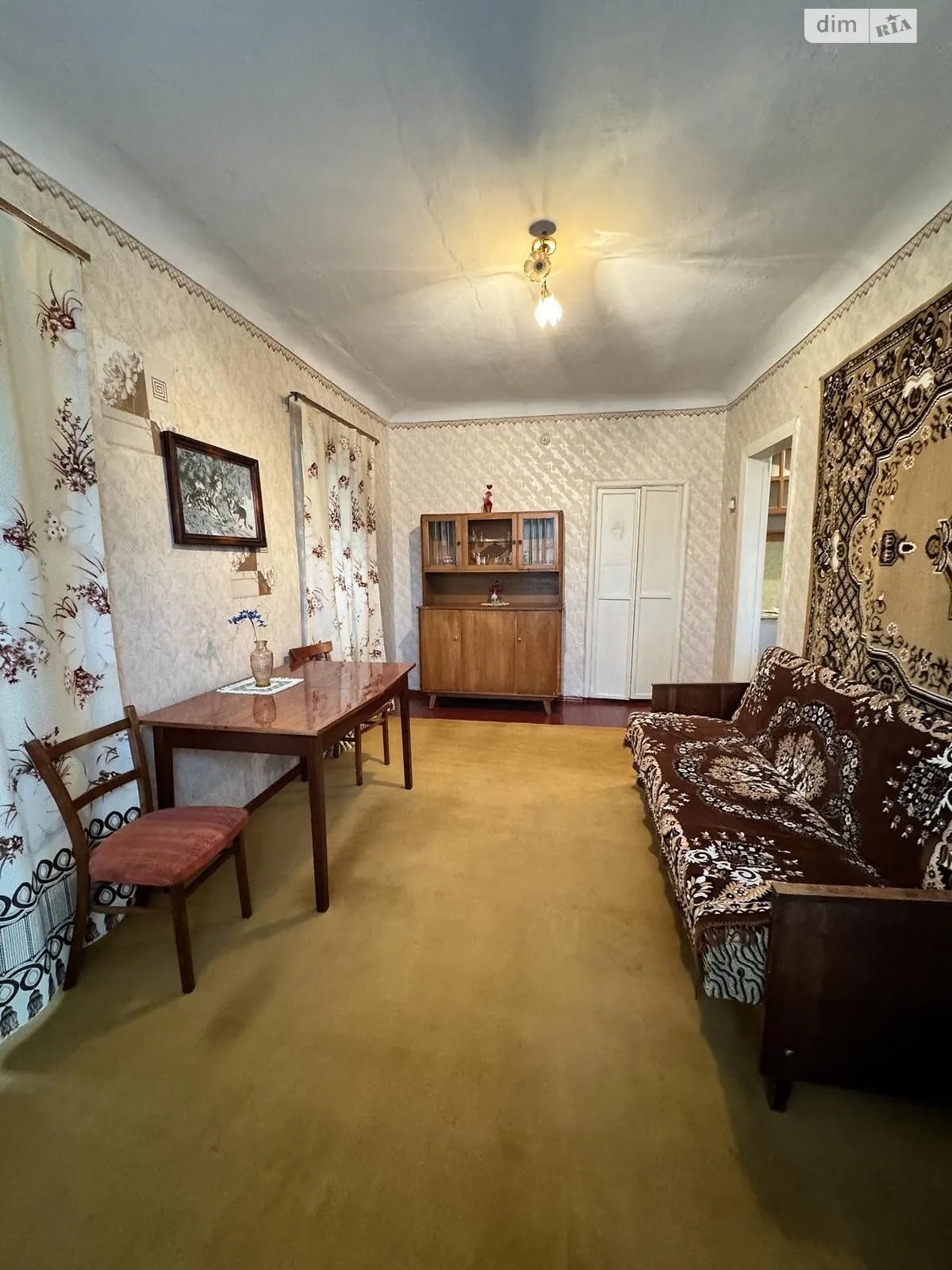 Продается 3-комнатная квартира 42.7 кв. м в Гребенках, просп. Науки - фото 1