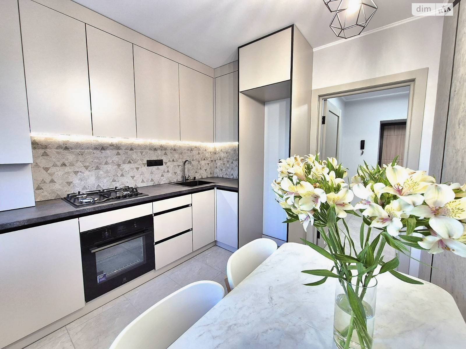 Прев'ю фото 1