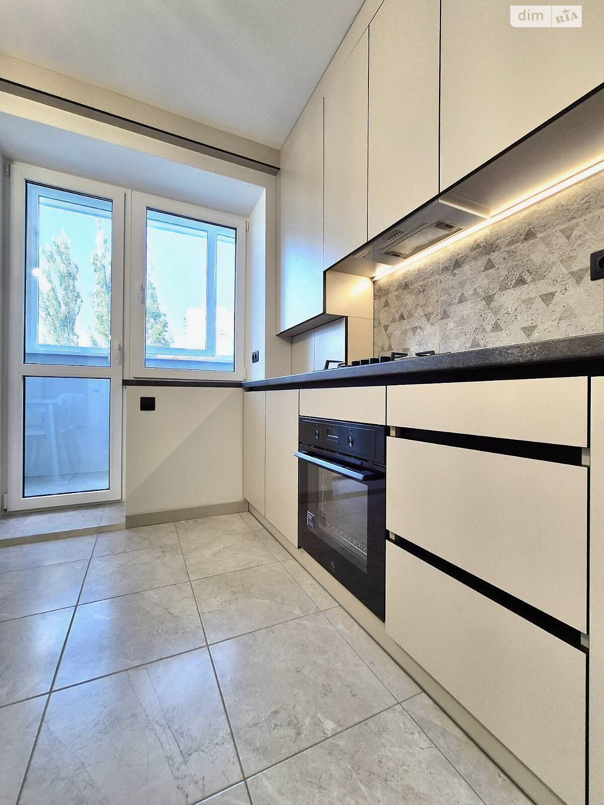 Прев'ю фото 3