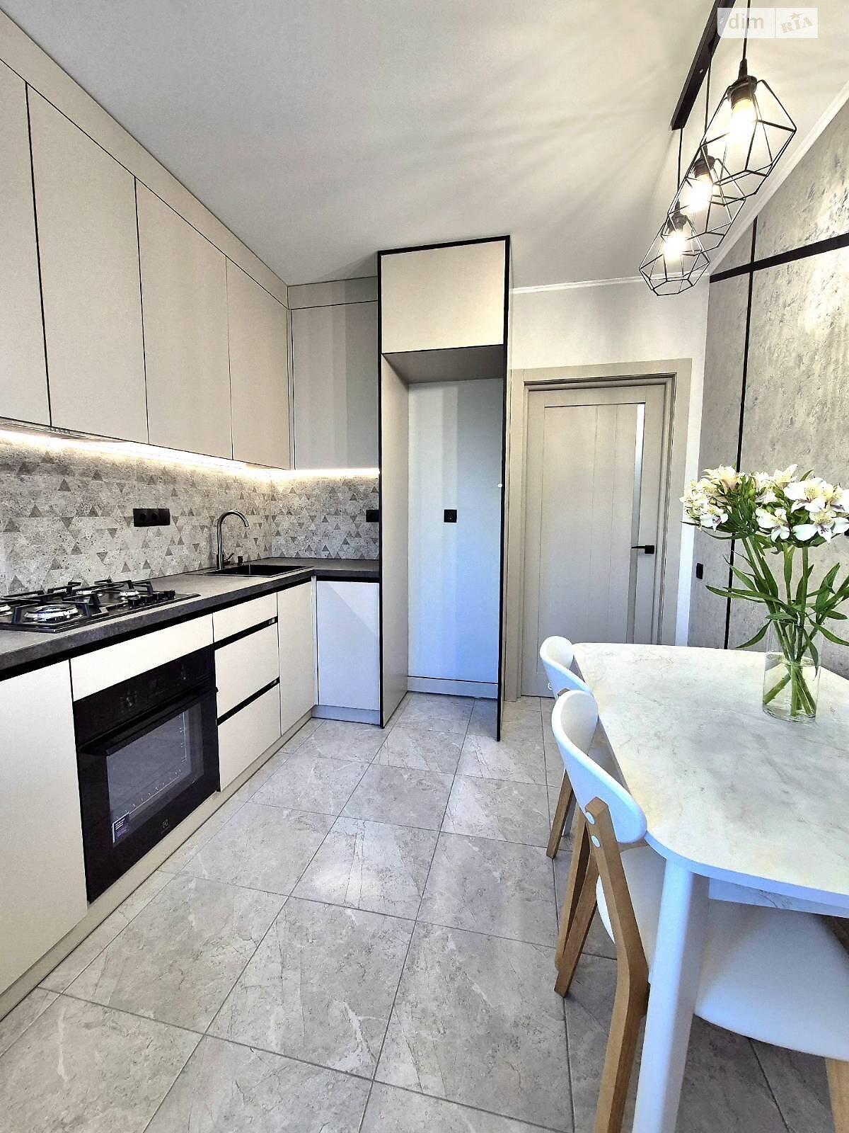 Прев'ю фото 4