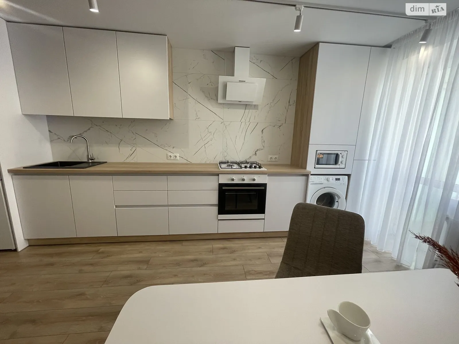 Продается 2-комнатная квартира 61 кв. м в Чернигове, ул. Красносельского, 51 - фото 1