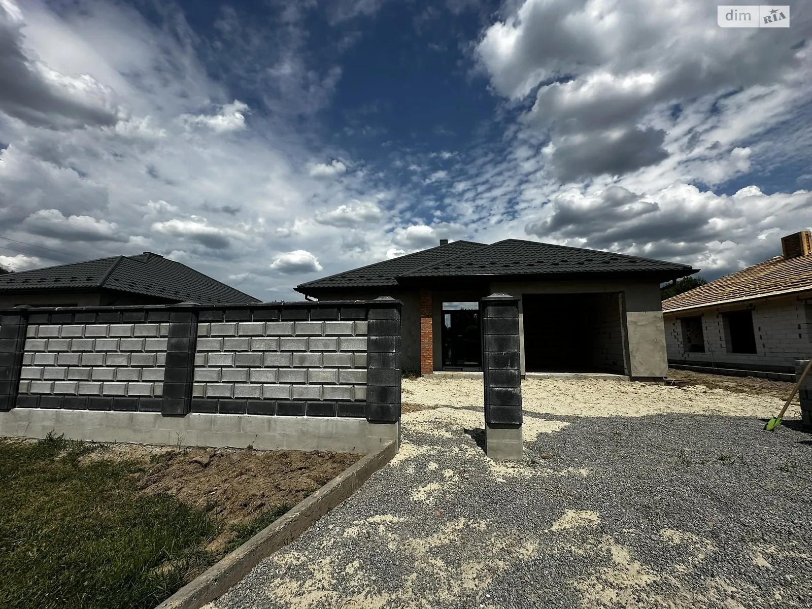 Продається одноповерховий будинок 160 кв. м з банею/сауною, цена: 98000 $ - фото 1