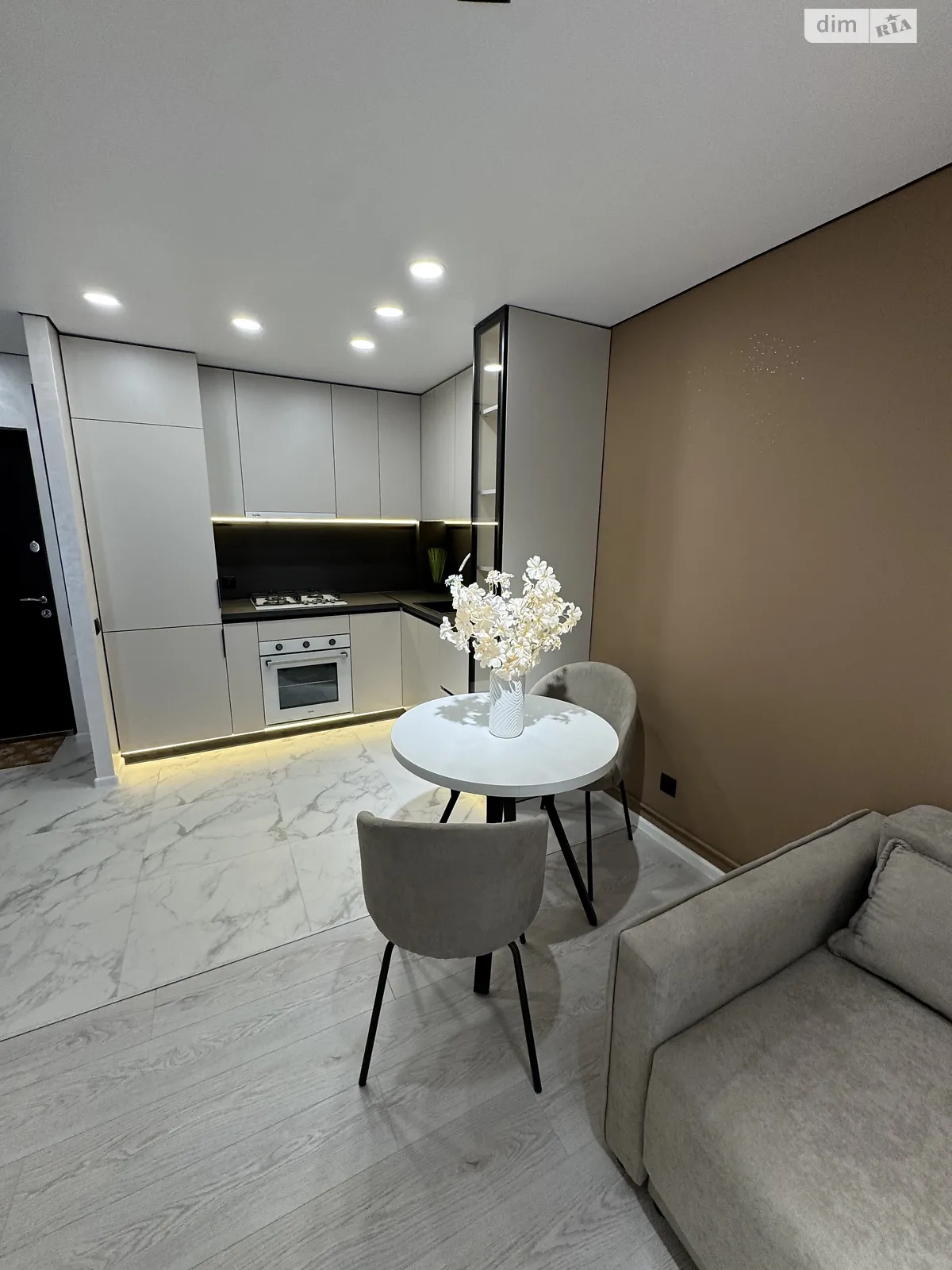 2-кімнатна квартира 52 кв. м у Тернополі, цена: 66500 $ - фото 1