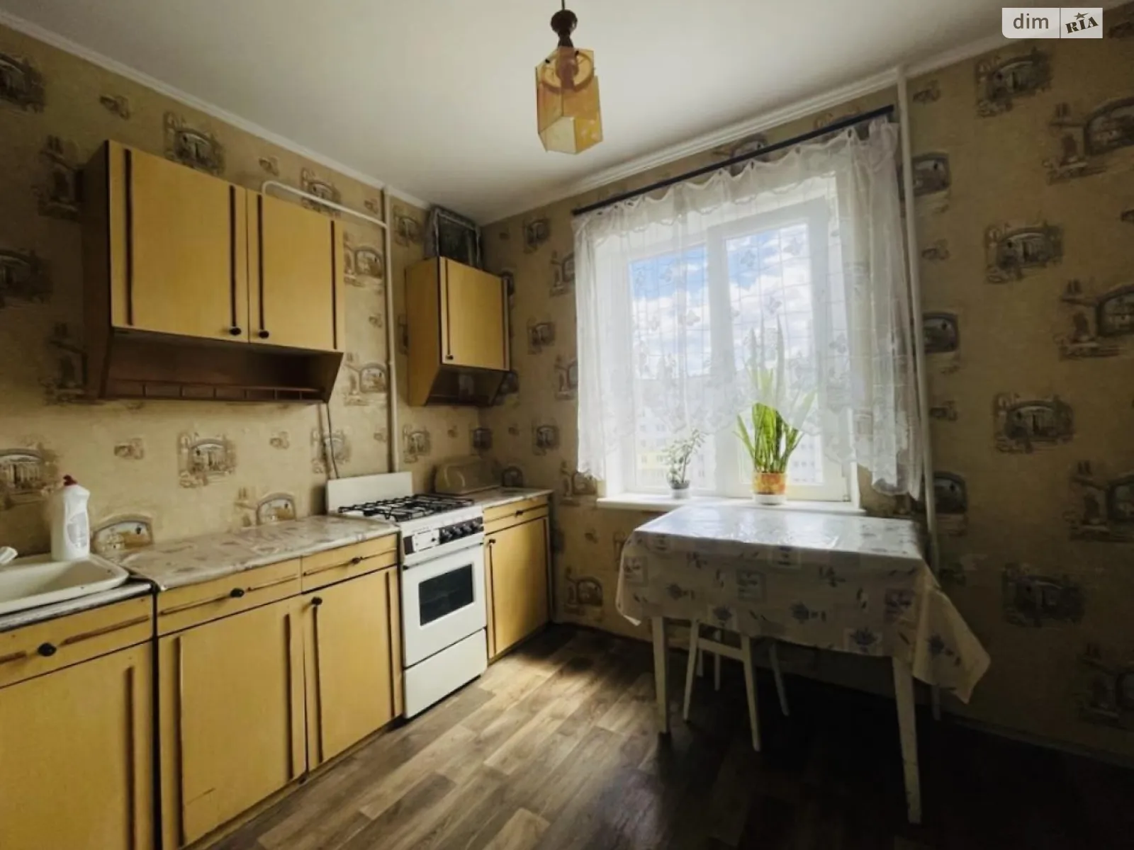 Продается 1-комнатная квартира 35 кв. м в Ровно, ул. Кулика и Гудачека(Макарова) - фото 1