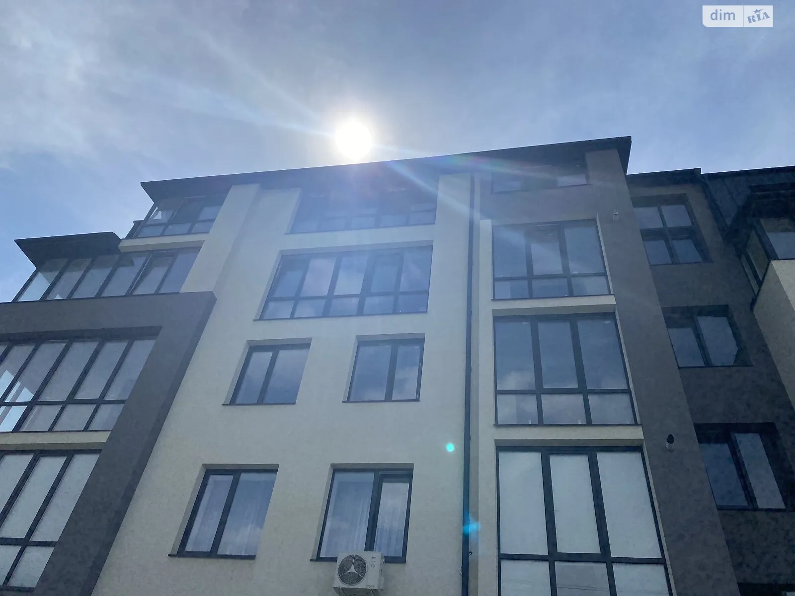 3-комнатная квартира 73.5 кв. м в Тернополе, ул. Зеленая, 3 - фото 1