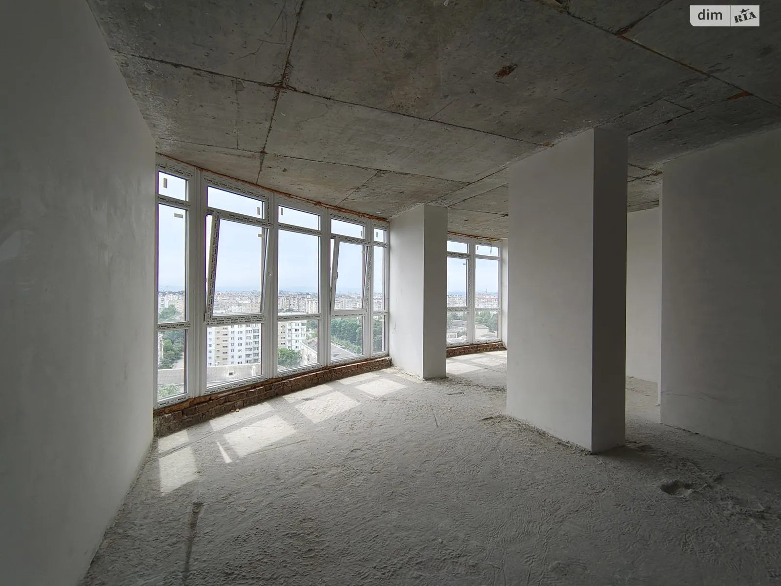 Продается 1-комнатная квартира 43 кв. м в Волчинце, ул. Европейская, 3 - фото 1