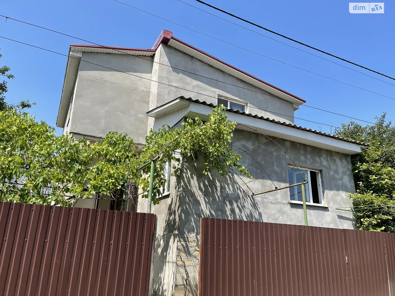 Продается дом на 2 этажа 144 кв. м с подвалом, цена: 110000 $ - фото 1