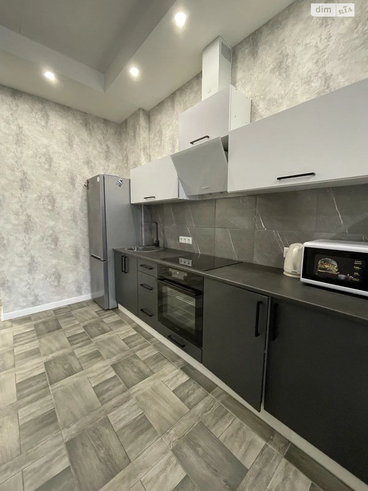 Сдается в аренду 2-комнатная квартира 52 кв. м в Днепре, ул. Степана Бандеры(Шмидта), 15 - фото 1