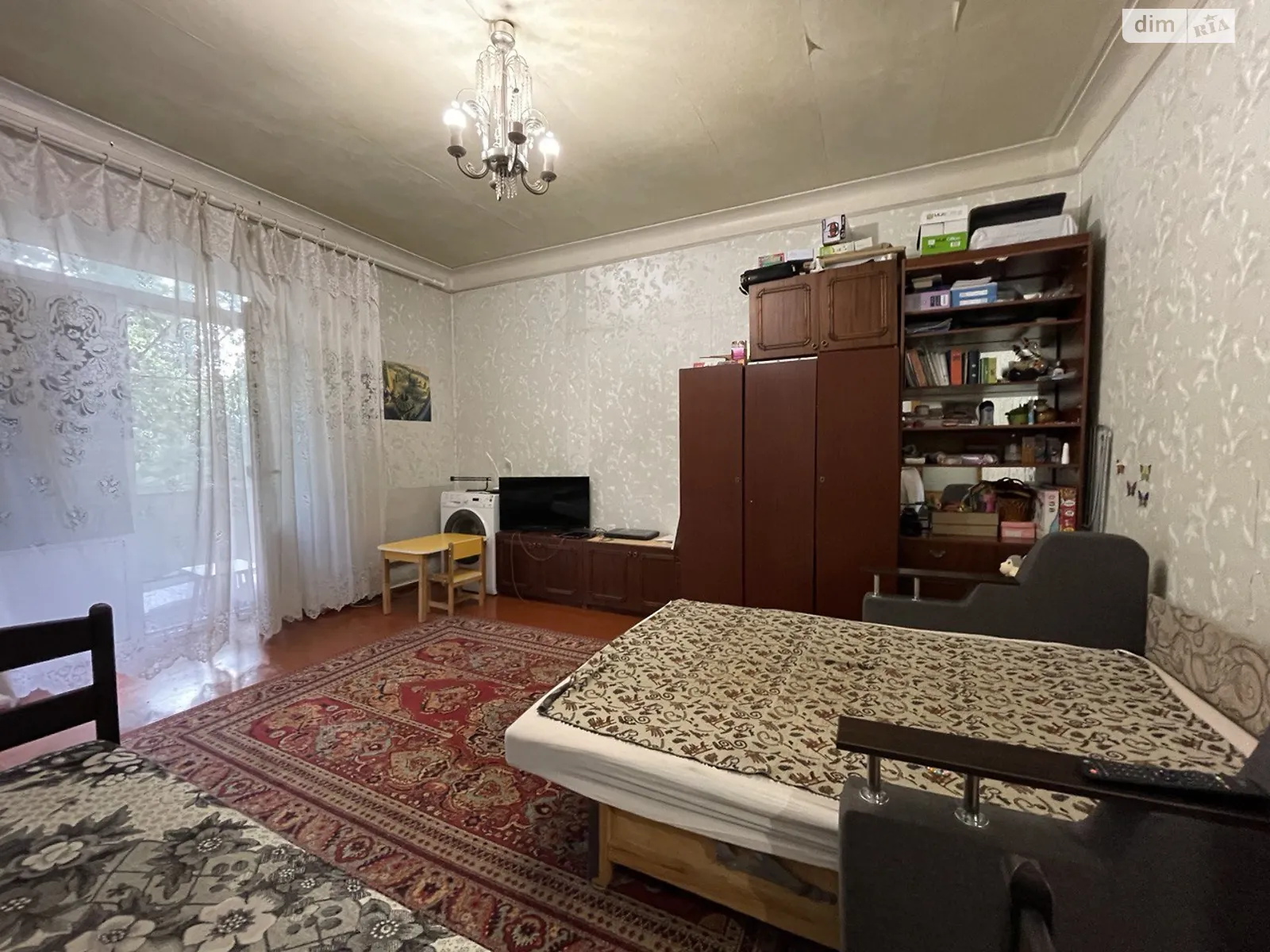 Продается 3-комнатная квартира 60 кв. м в Днепре, ул. Семафорная, 10 - фото 1
