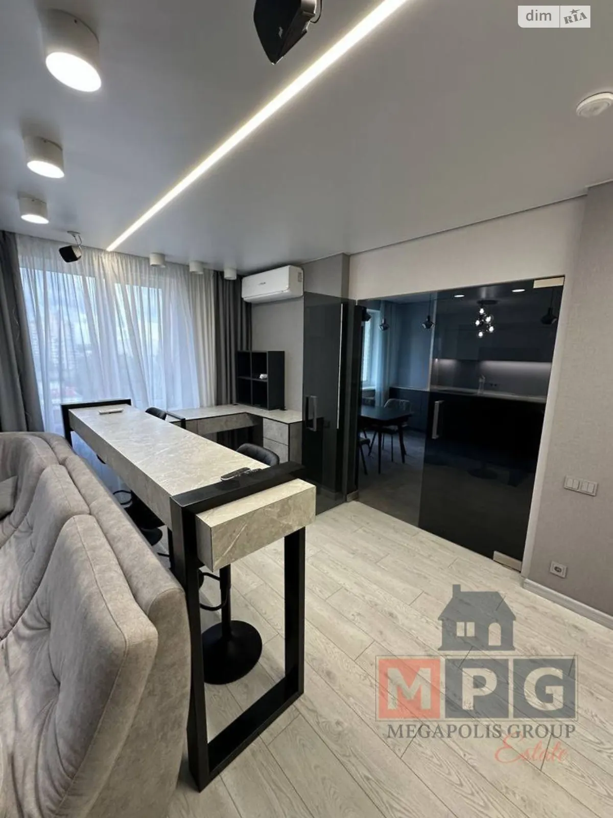 Продается 2-комнатная квартира 81.1 кв. м в Харькове, просп. Победы, 65Г корпус 2 - фото 1