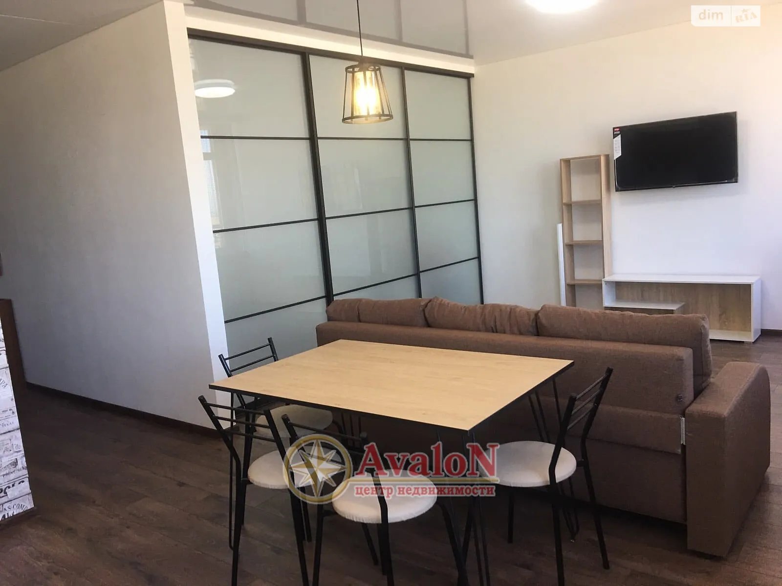 Продается 1-комнатная квартира 43.4 кв. м в Одессе, ул. Академика Сахарова, 3В - фото 1