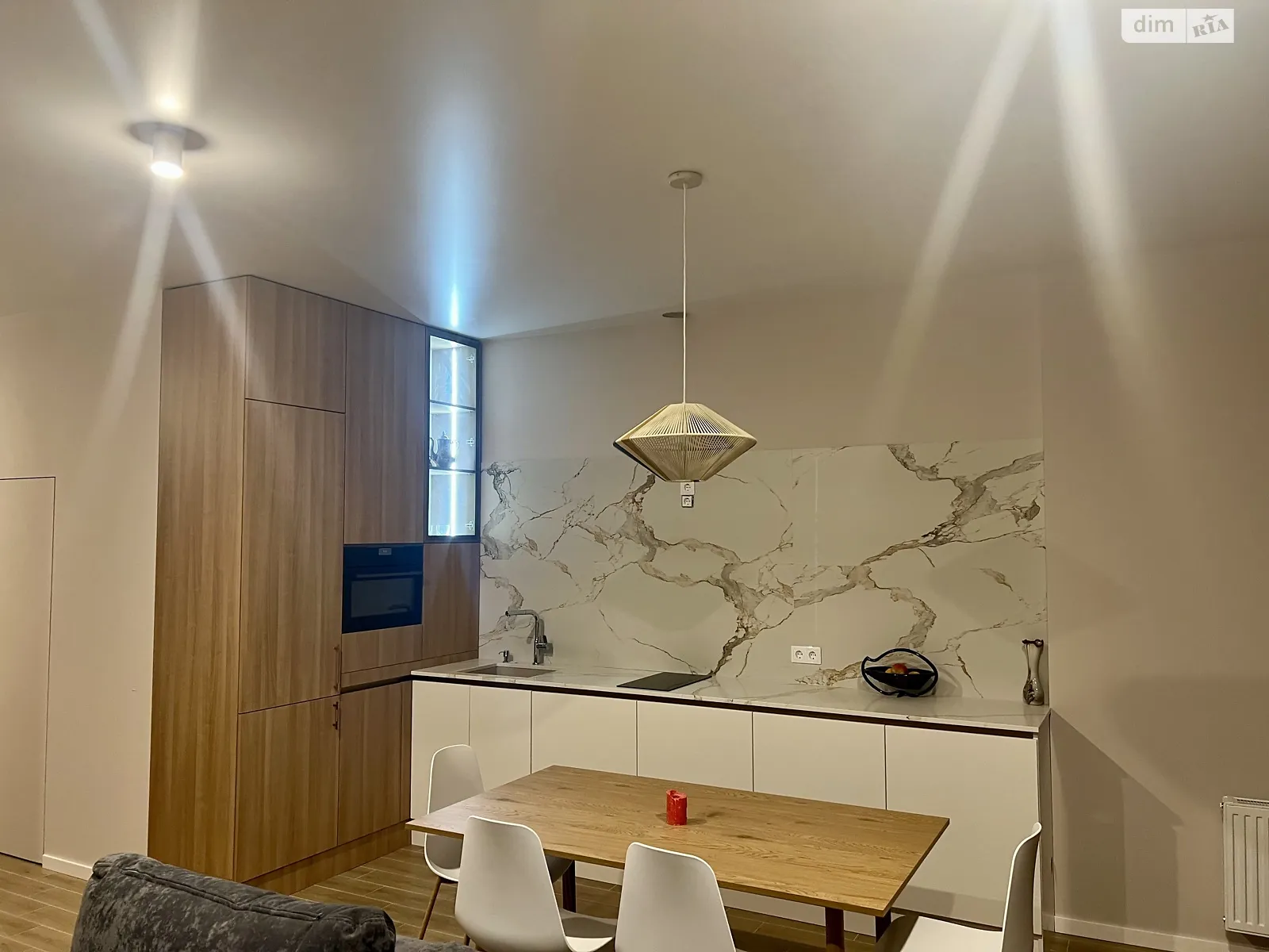 Продается 1-комнатная квартира 53.8 кв. м в Одессе, Фонтанская дор., 77В - фото 1