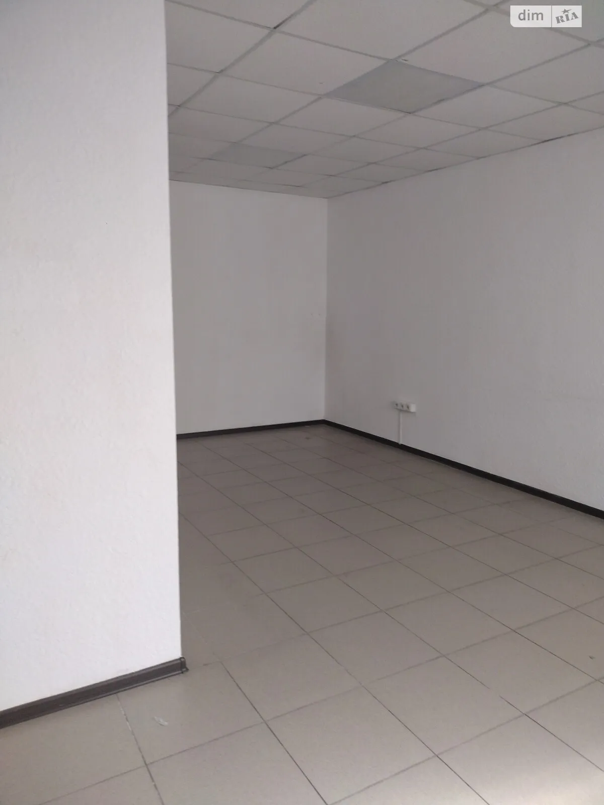 Здається в оренду офіс 40 кв. м в бізнес-центрі, цена: 8000 грн - фото 1