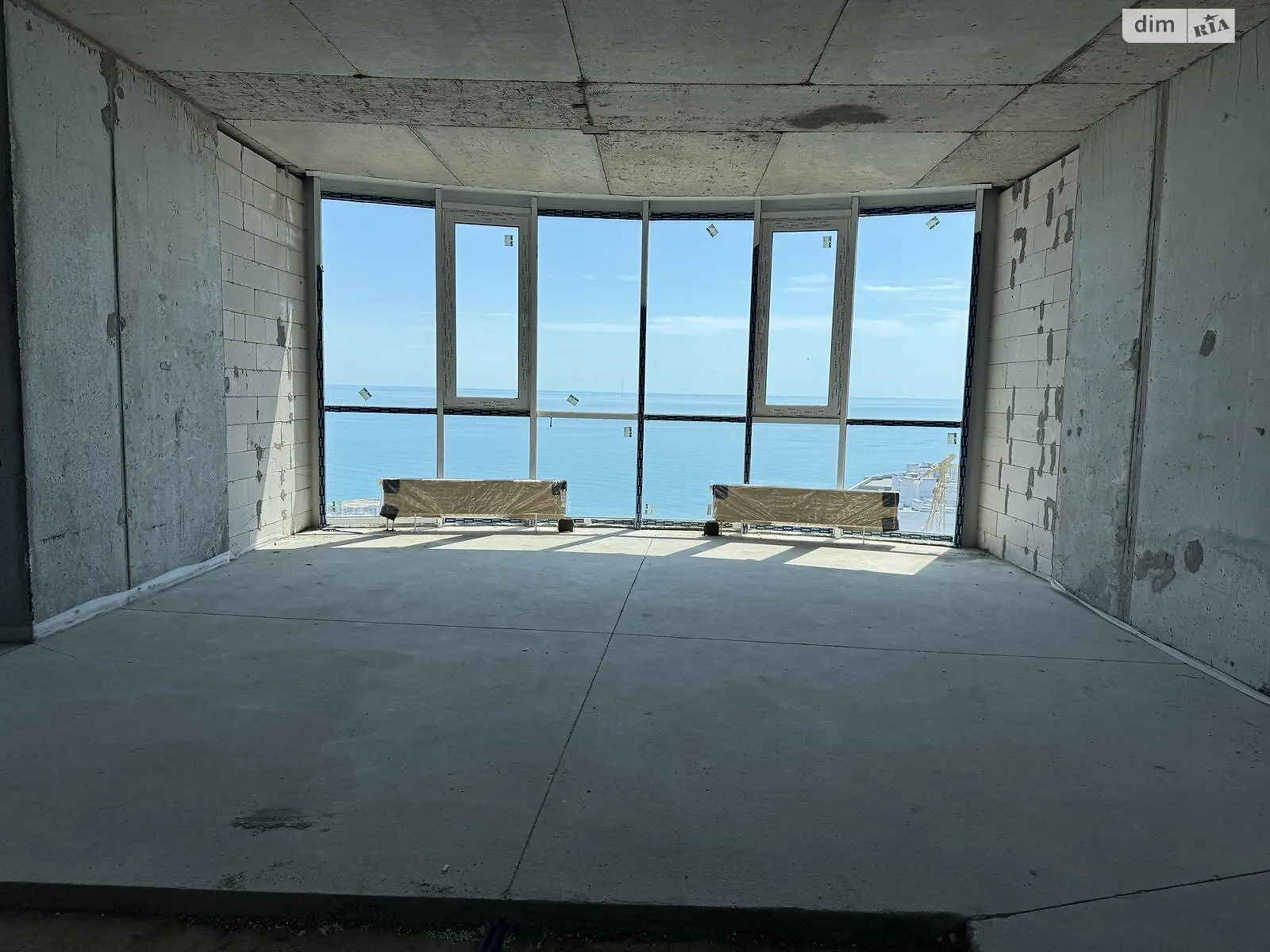 Продається 3-кімнатна квартира 95 кв. м у Одесі, пров. Кордонний, 2/2 - фото 1