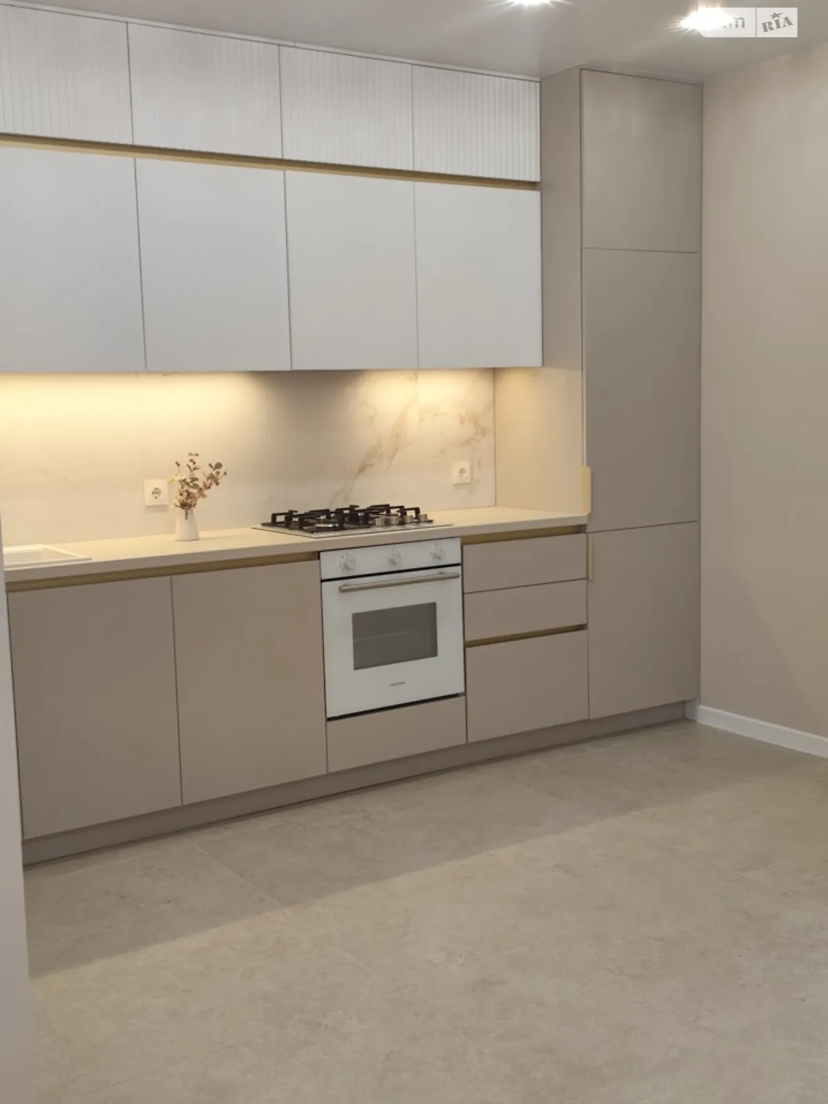 2-кімнатна квартира 57 кв. м у Тернополі, цена: 75000 $ - фото 1