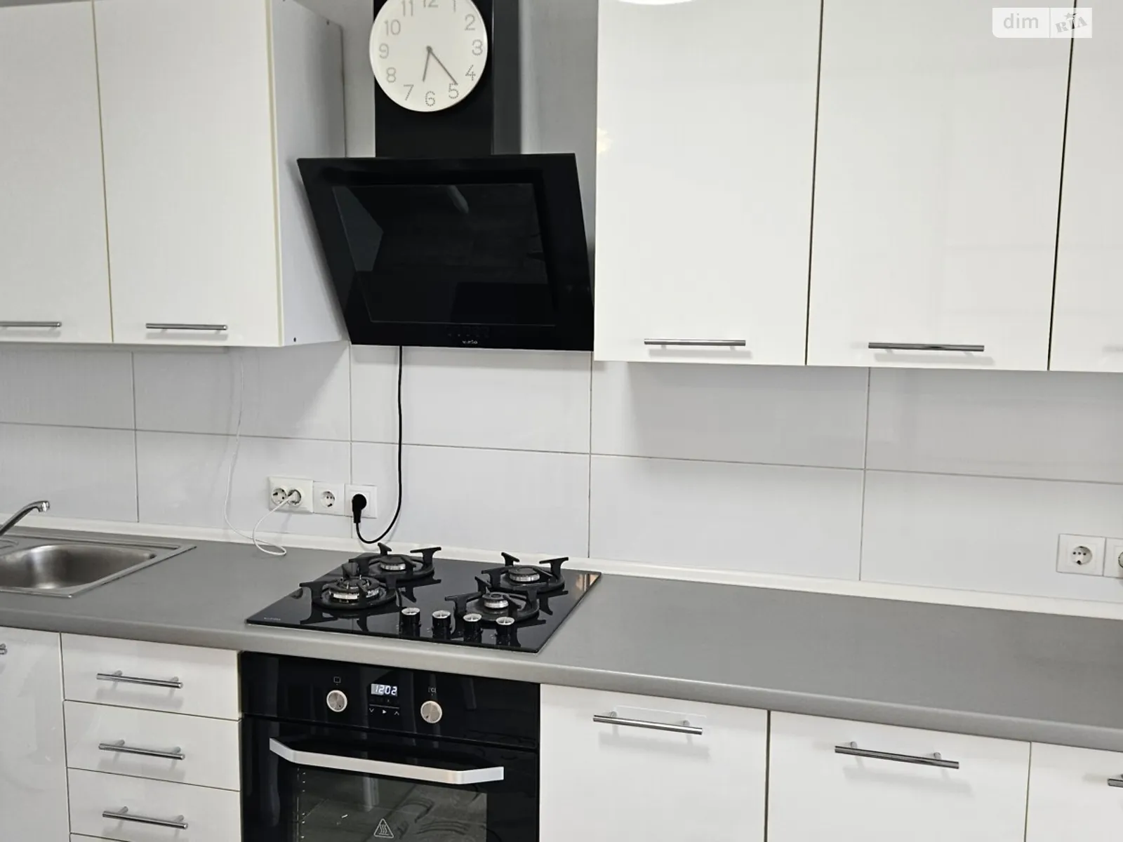 Сдается в аренду 1-комнатная квартира 40.9 кв. м в, цена: 11000 грн - фото 1