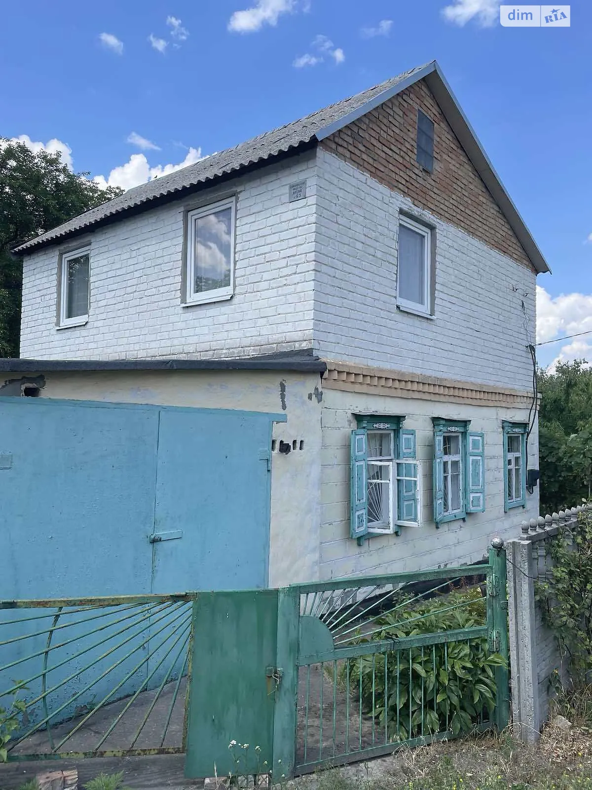 Продается дом на 2 этажа 94 кв. м с гаражом, цена: 15000 $ - фото 1