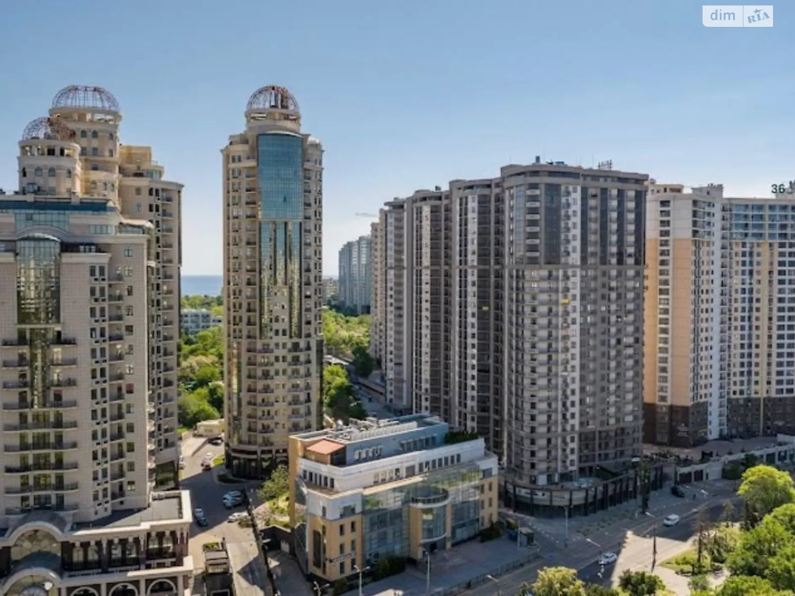 Продается 2-комнатная квартира 87 кв. м в Одессе, ул. Генуэзская, 1Г - фото 1