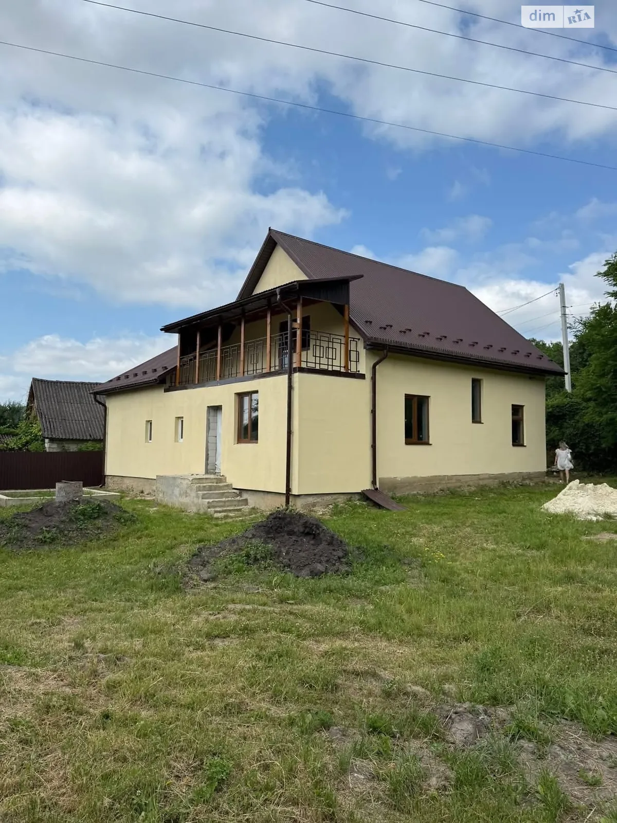 Продается дом на 2 этажа 125.5 кв. м с бассейном, цена: 39000 $ - фото 1