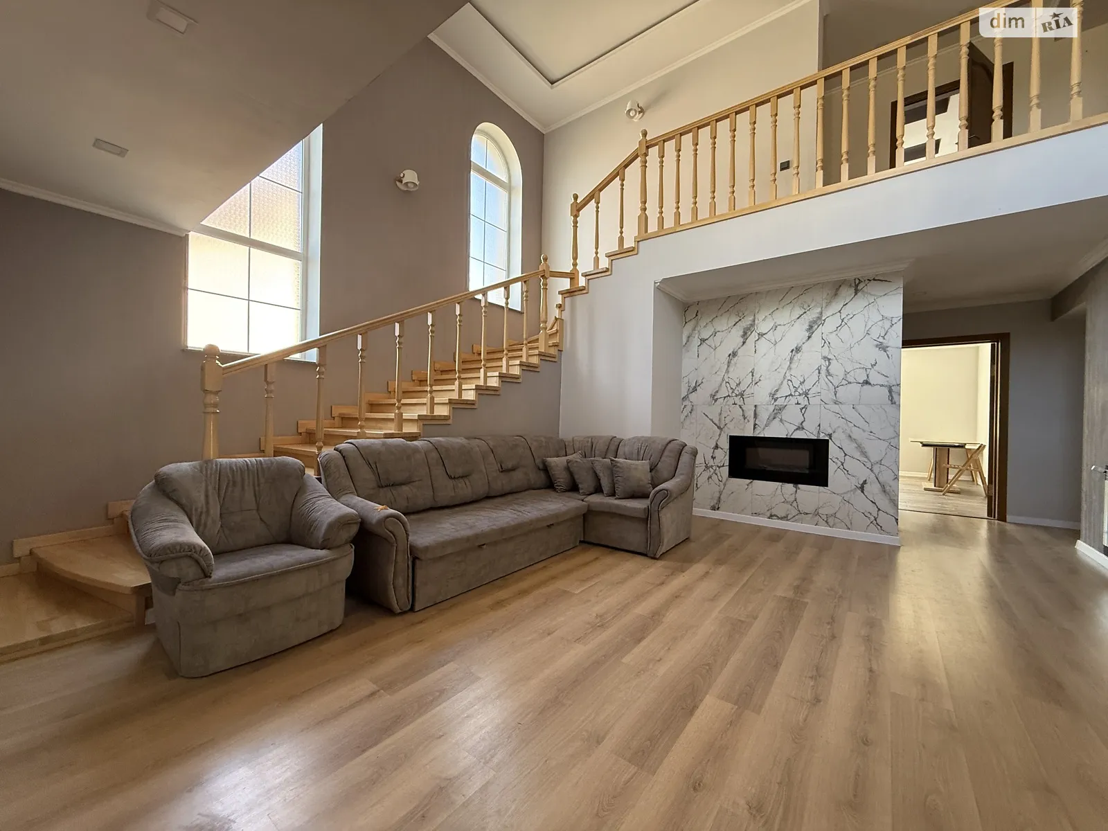 Продається будинок 2 поверховий 369 кв. м з банею/сауною, цена: 207000 $ - фото 1