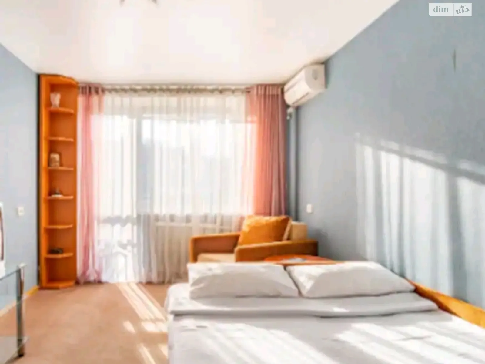 Сдается в аренду 1-комнатная квартира 35.2 кв. м в Киеве, ул. Константиновская, 45 - фото 1