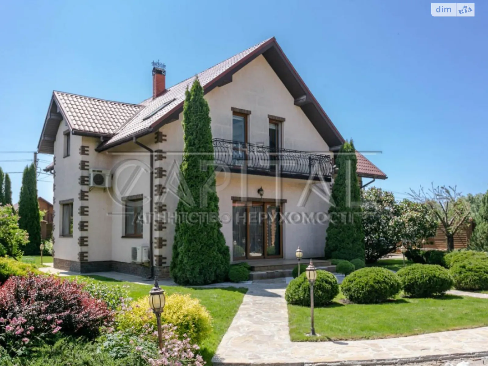 Продается дом на 2 этажа 205 кв. м с балконом, цена: 250000 $ - фото 1