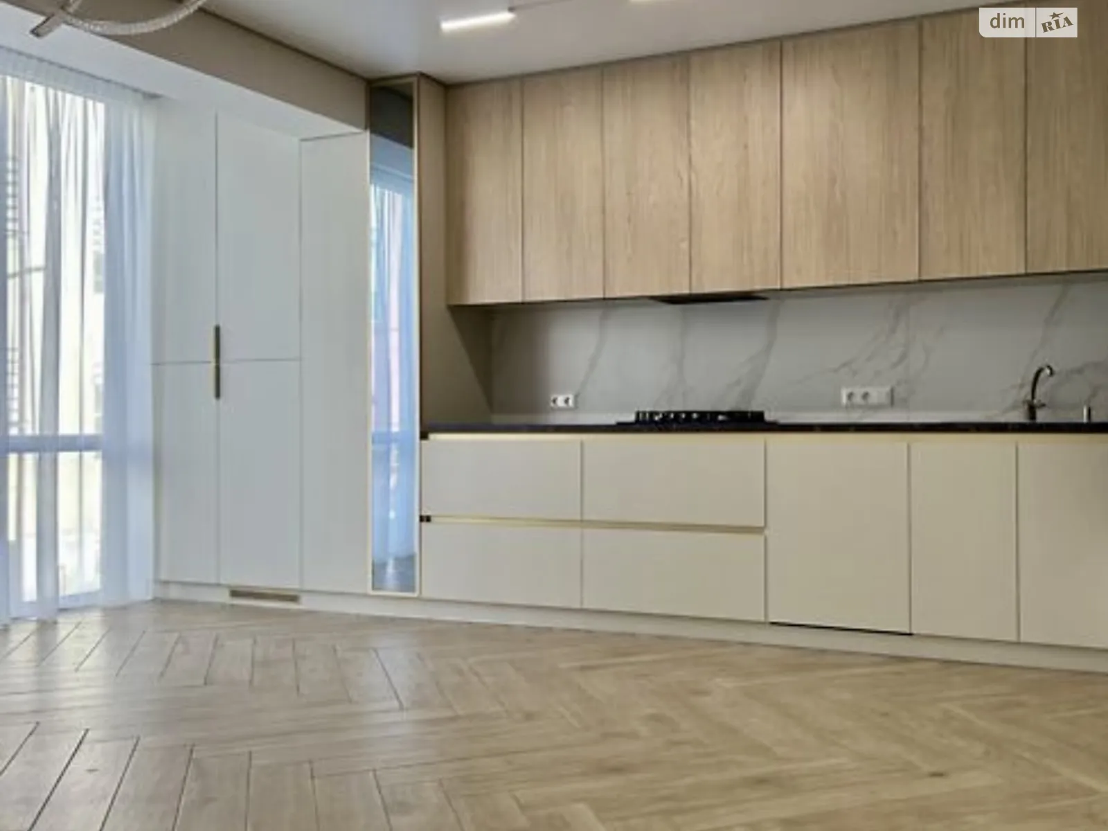 2-комнатная квартира 67 кв. м в Тернополе, ул. Квитки Цисык(Ломоносова Михаила), 54А - фото 1