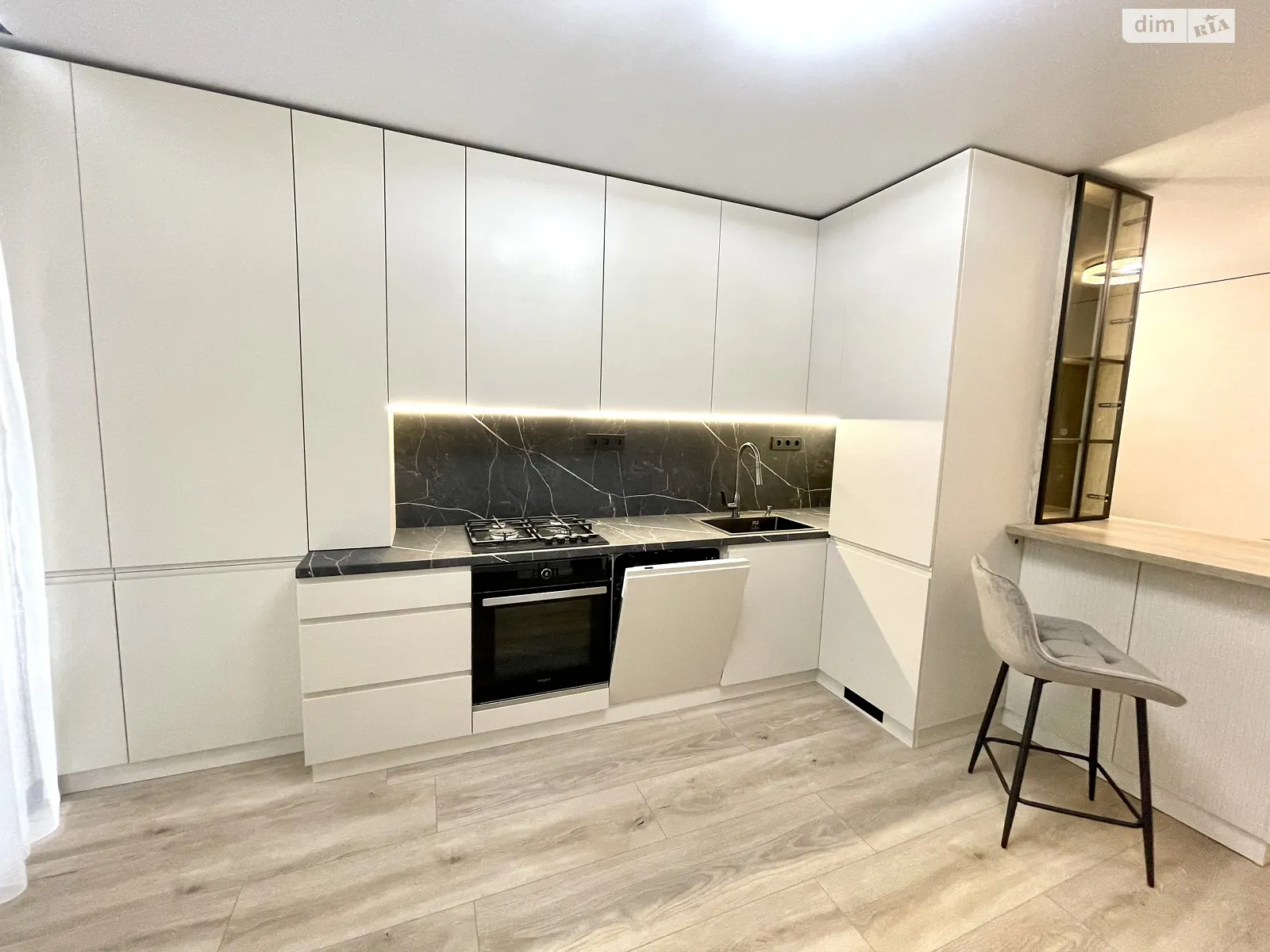 Продається 1-кімнатна квартира 44.5 кв. м у Івано-Франківську, вул. Юліана Пелеша(Крайківського), 3 корпус 6 - фото 1