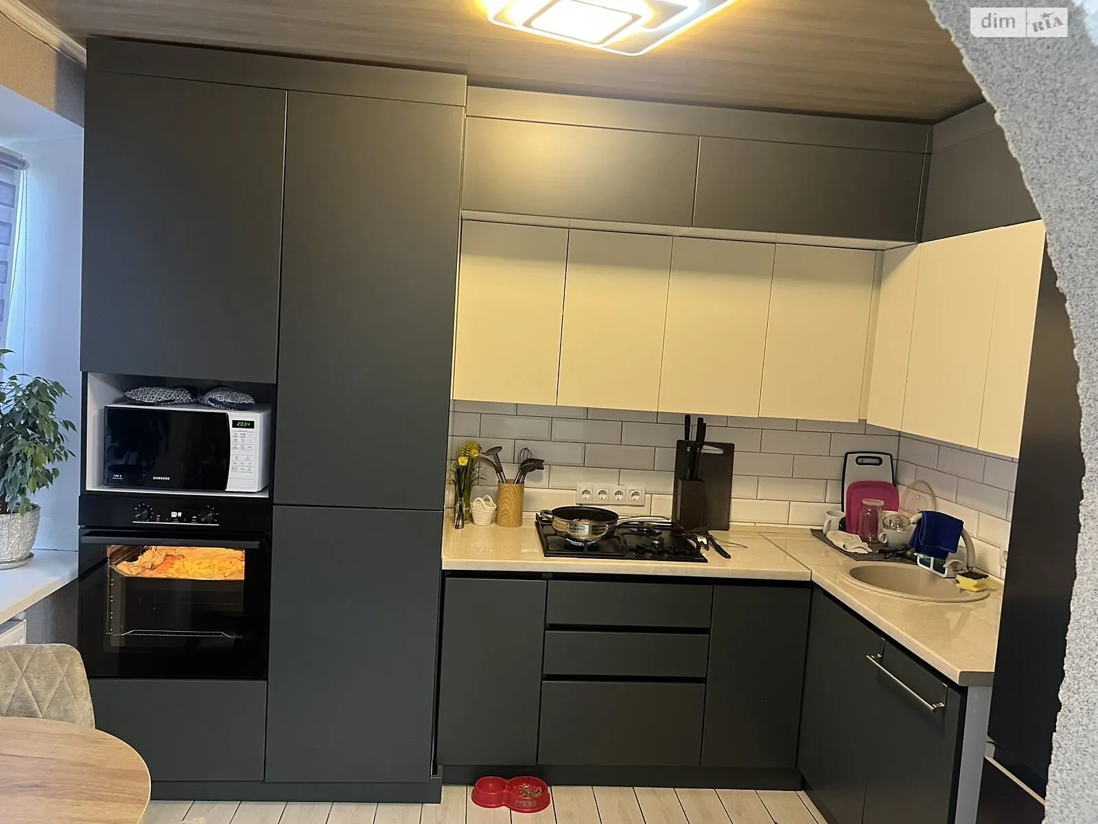 Продается 2-комнатная квартира 54.2 кв. м в Калиновке, ул. Независимости(Ленина) - фото 1