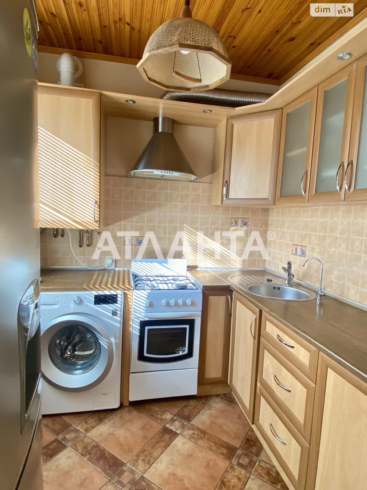 Продается 2-комнатная квартира 58 кв. м в Виннице, ул. Архитектора Артынова - фото 1