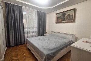 Продажа части дома, Ивано-Франковск, р‑н. Центр, Василиянок улица, дом 32