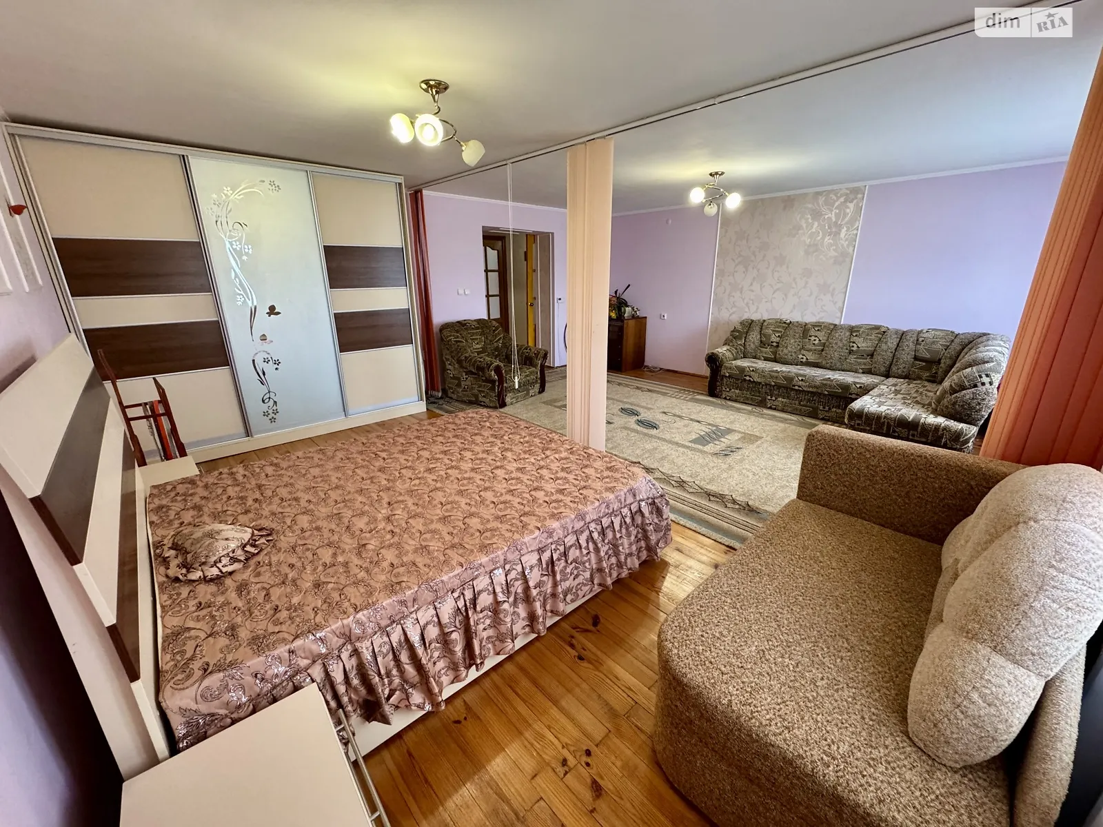 Продается 2-комнатная квартира 83.7 кв. м в Здолбунове, ул. Котляревского, 2 - фото 1