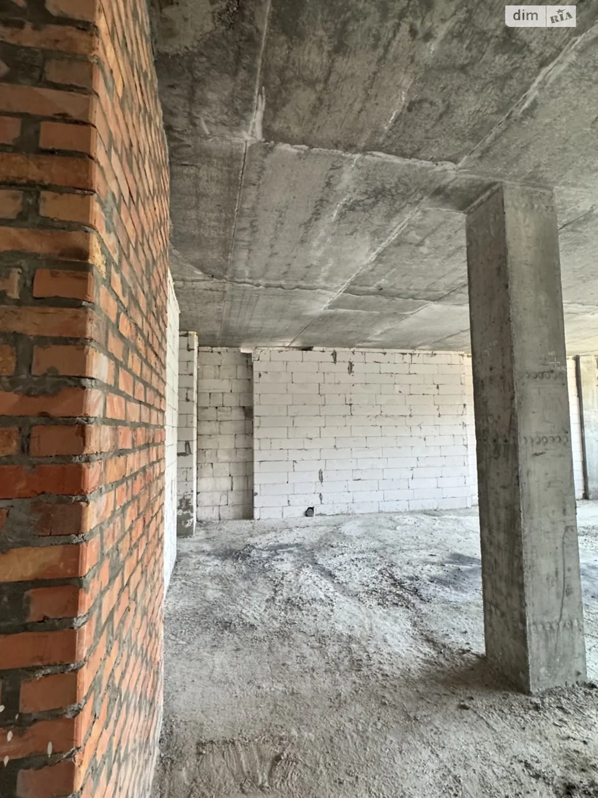 Продается 2-комнатная квартира 65 кв. м в Днепре, ул. Акинфиева Ивана, 14Б - фото 1