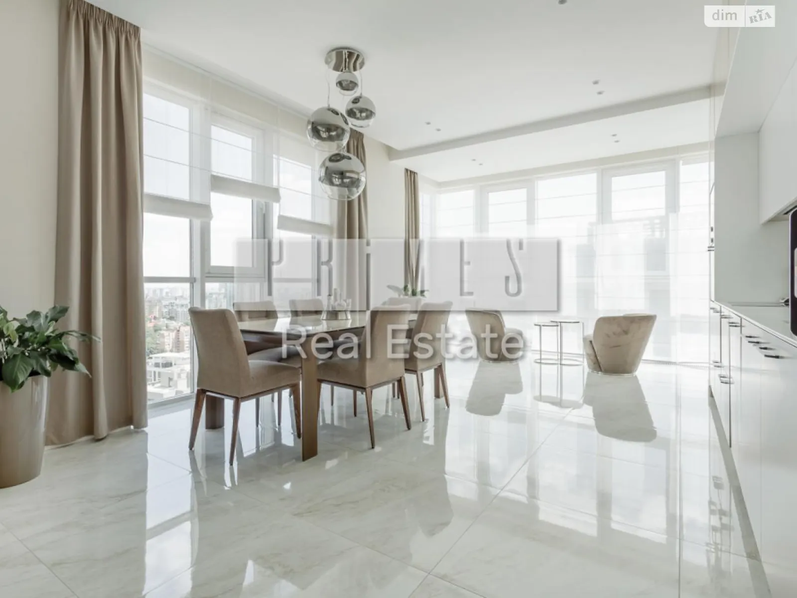 Сдается в аренду 3-комнатная квартира 155 кв. м в Киеве, ул. Андрея Верхогляда(Драгомирова), 17 - фото 1