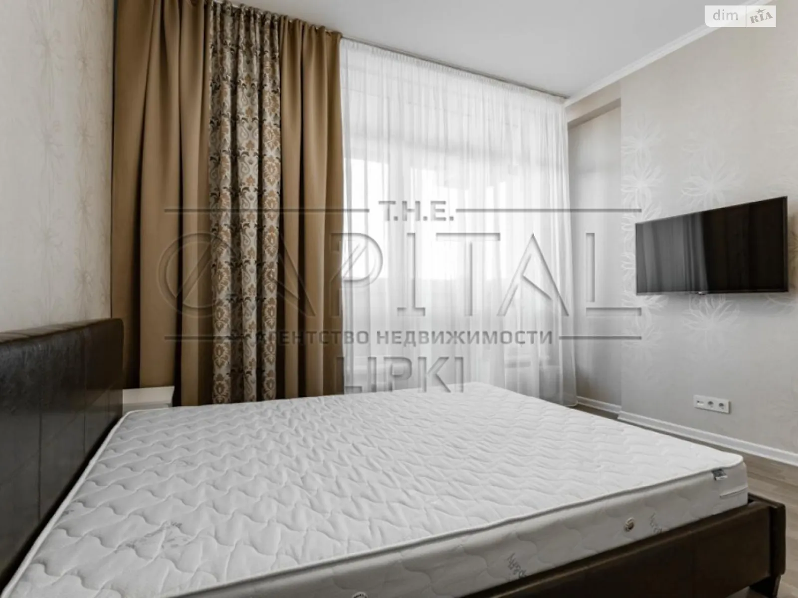 Сдается в аренду 1-комнатная квартира 55 кв. м в Киеве, ул. Андрея Верхогляда(Драгомирова), 5 - фото 1