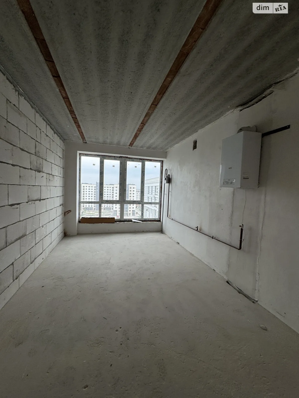 Продается 5-комнатная квартира 65 кв. м в Буче, ул. Ивана Кожедуба, 8А - фото 1